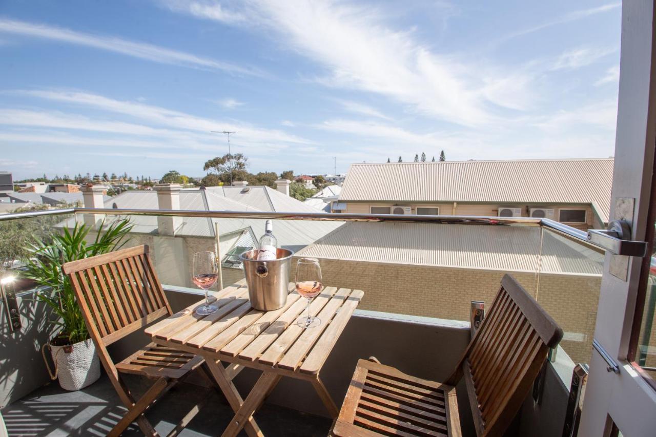 Central Fremantle Lifestyle Walk To Markets & Cafe Exterior photo